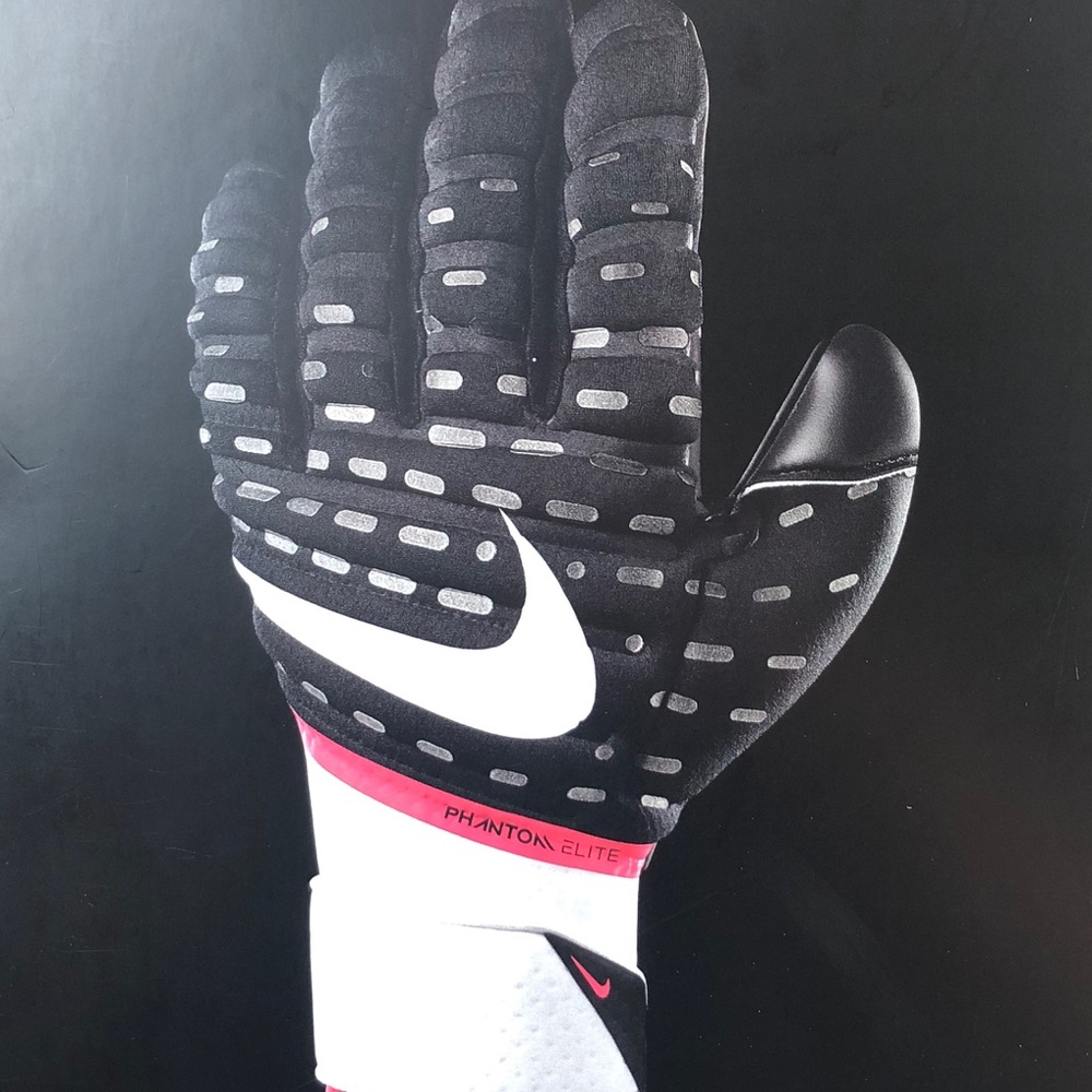 Nike GK Phantom Elite Gloves Black/White BRAND NEW